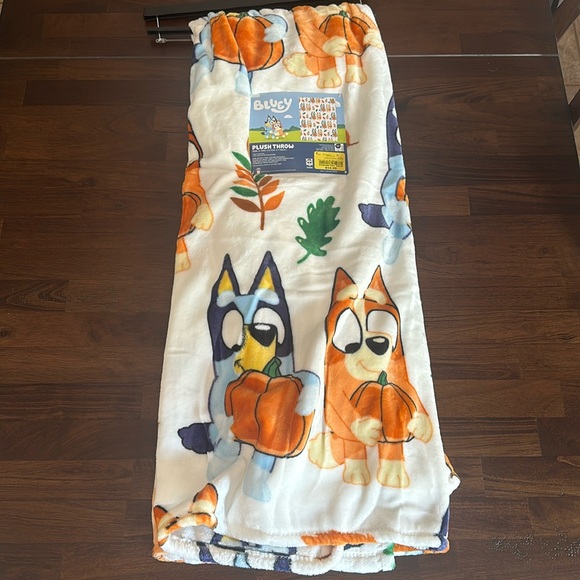 Other - Bluey and Bingo Fall Pumpkin Throw Blanket